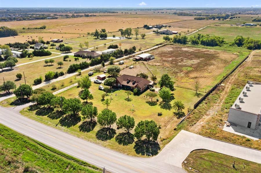 Property photo for 712 E Cook Street, Josephine, TX