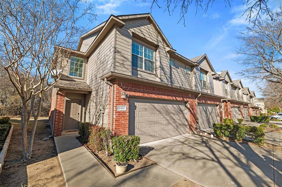 Property photo for 3221 Judge Holland Lane, Plano, TX