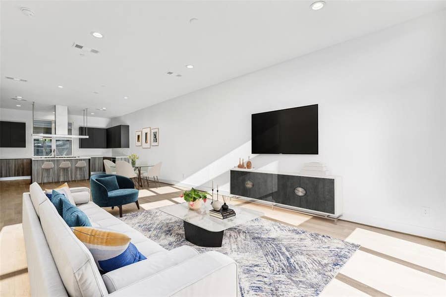 Property photo for 3040 Chimes Street, Dallas, TX