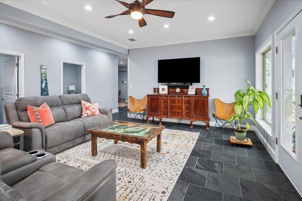 154 Bayside Circle, Malakoff, TX 75148 154 Bayside Circle, Malakoff, TX 75148