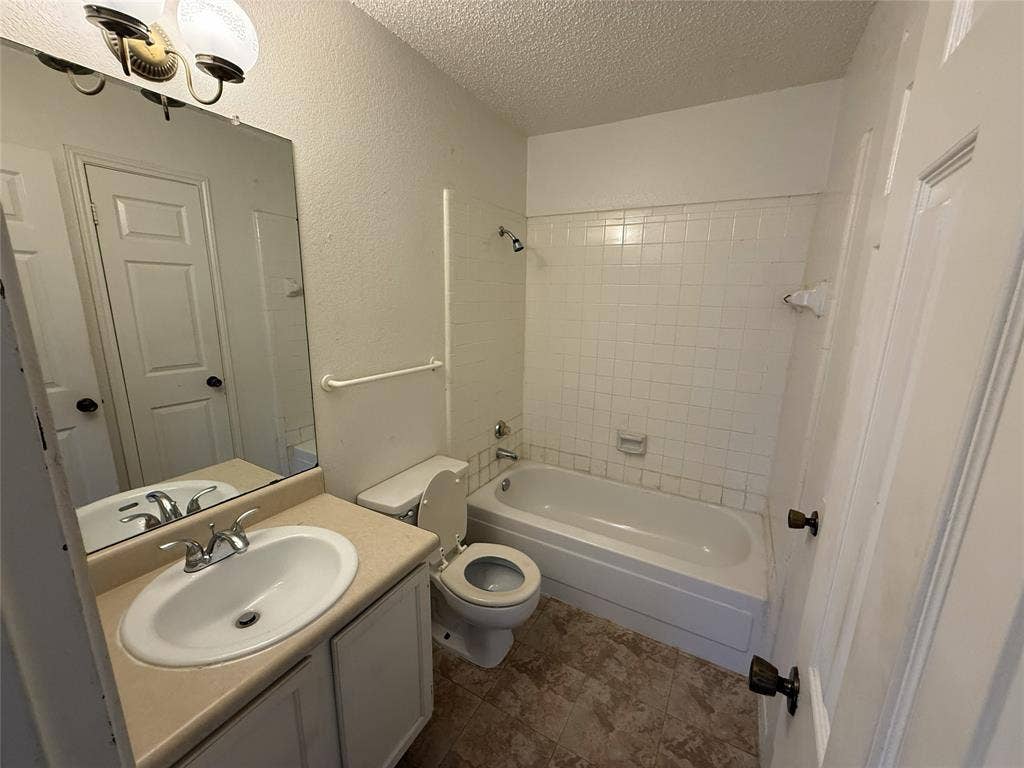 1636 Lemonwood Circle, Mesquite, TX 75149 1636 Lemonwood Circle, Mesquite, TX 75149