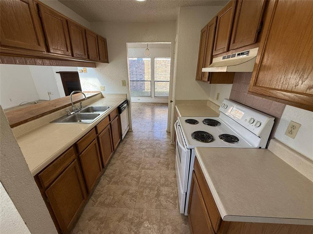 1636 Lemonwood Circle, Mesquite, TX 75149 1636 Lemonwood Circle, Mesquite, TX 75149