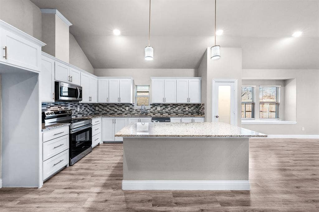 3820 Mcdougal Street, Greenville, TX 75401 3820 Mcdougal Street, Greenville, TX 75401