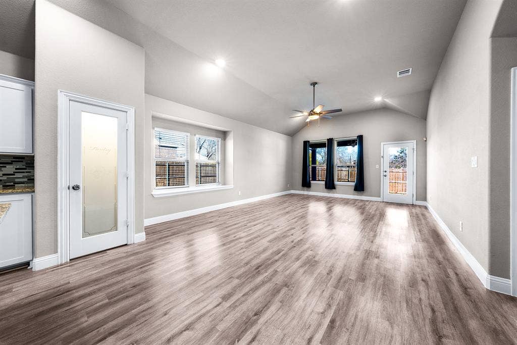 3820 Mcdougal Street, Greenville, TX 75401 3820 Mcdougal Street, Greenville, TX 75401