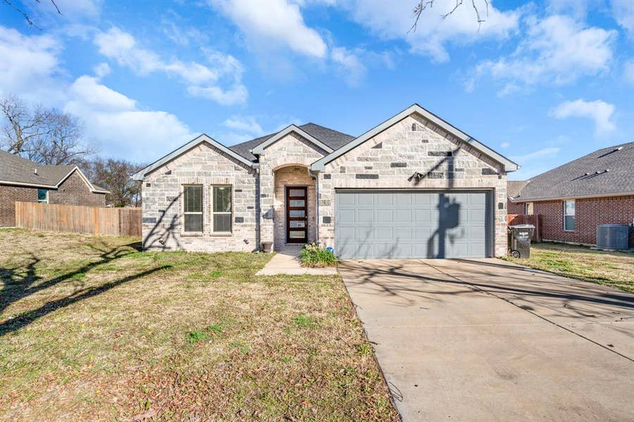 Property photo for 3820 Mcdougal Street, Greenville, TX