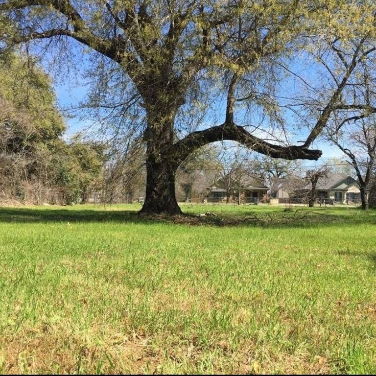Property photo for 3317 S 3rd Street, Waco, TX