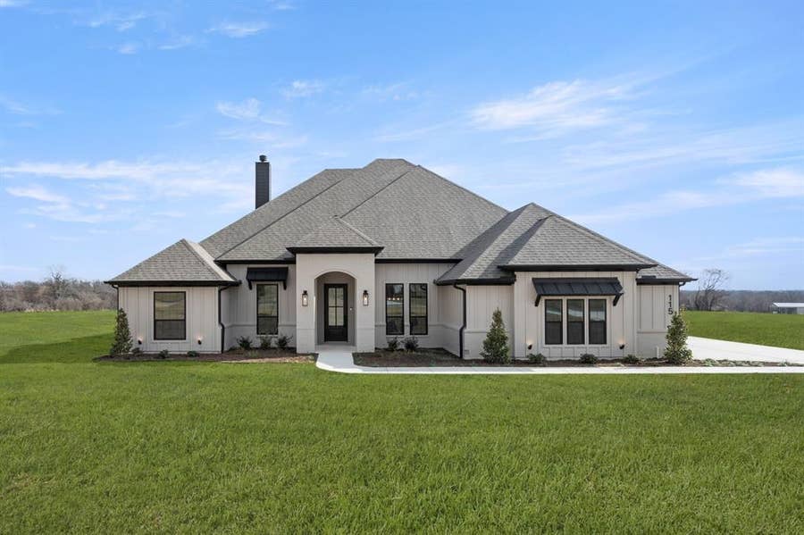 Property photo for 115 Blackstar Lane, Decatur, TX