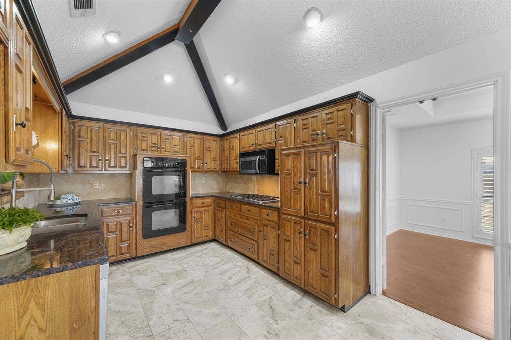 6018 Raleigh Drive, Garland, TX 75044 6018 Raleigh Drive, Garland, TX 75044