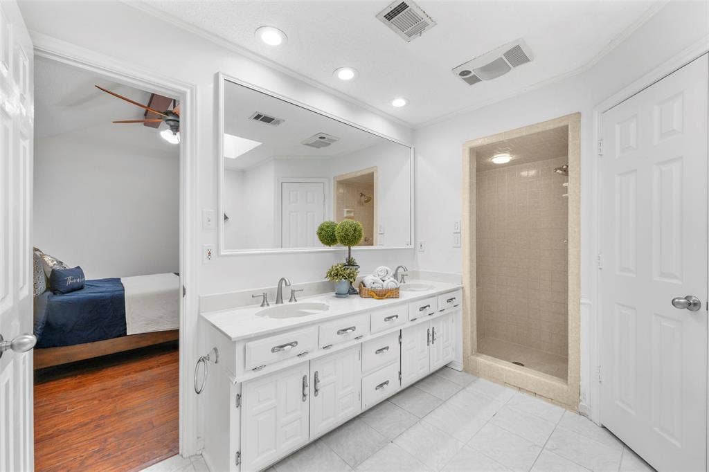 6018 Raleigh Drive, Garland, TX 75044 6018 Raleigh Drive, Garland, TX 75044