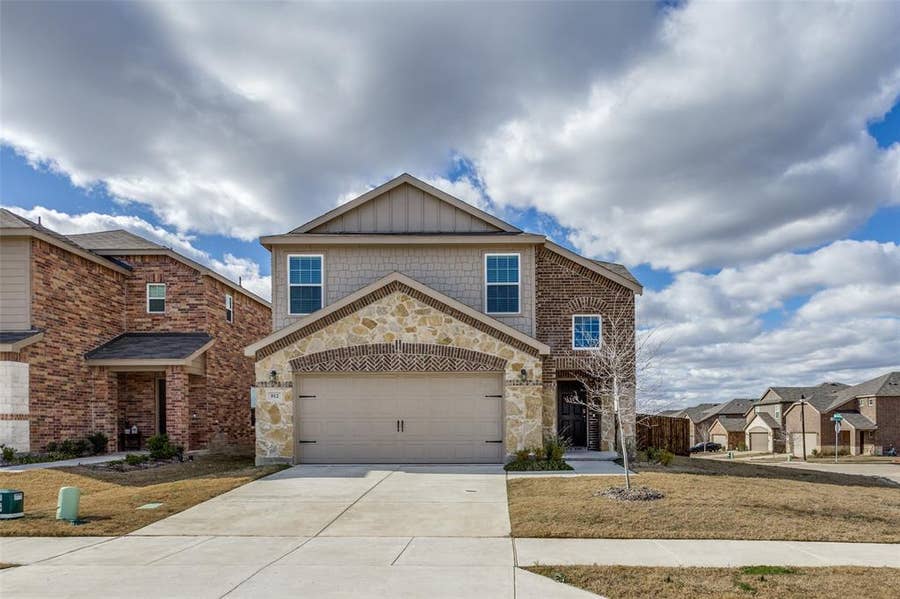Property photo for 812 Poppy Cove Lane, Princeton, TX