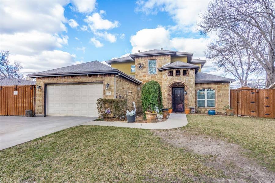 Property photo for 1425 Amherst Drive, Plano, TX