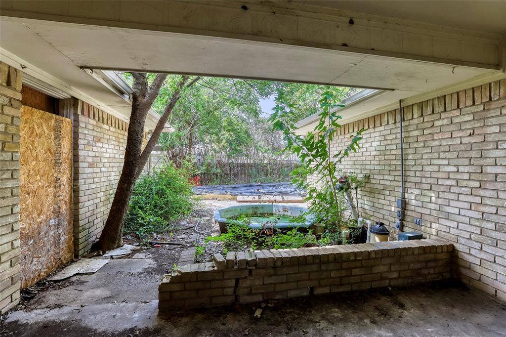 9706 Trevor Drive, Dallas, TX 75243 9706 Trevor Drive, Dallas, TX 75243