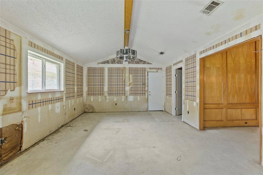 9706 Trevor Drive, Dallas, TX 75243 9706 Trevor Drive, Dallas, TX 75243