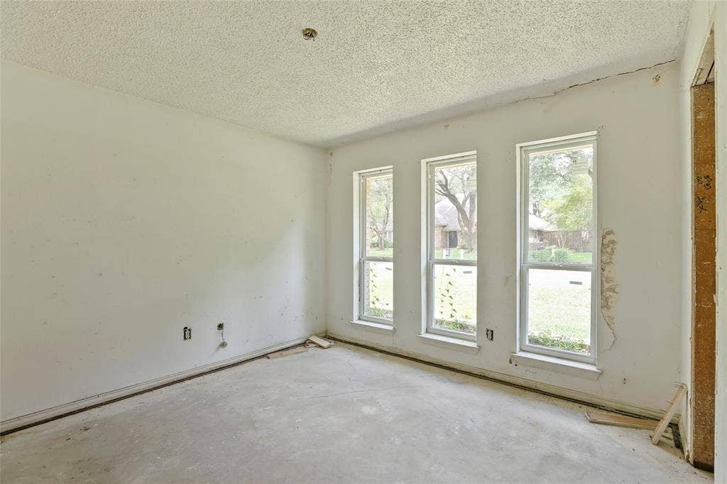 9706 Trevor Drive, Dallas, TX 75243 9706 Trevor Drive, Dallas, TX 75243