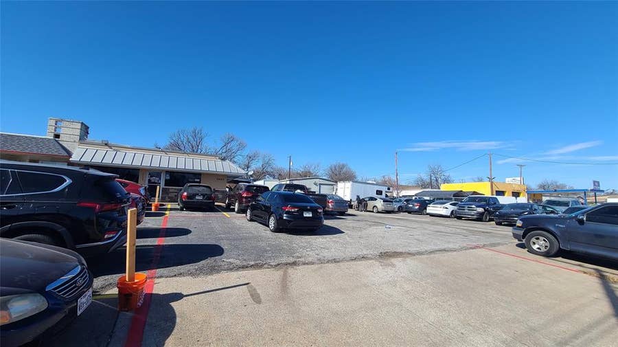 Property photo for 2623 S Garland Avenue, Garland, TX
