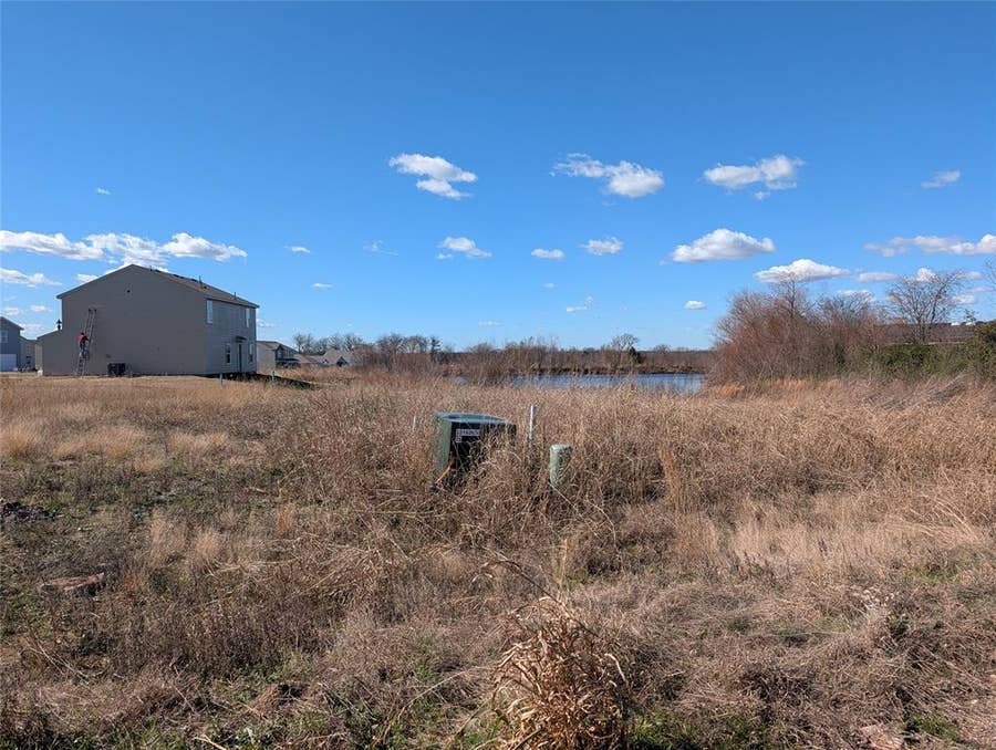 Property photo for 101 Brennon Circle, Mabank, TX