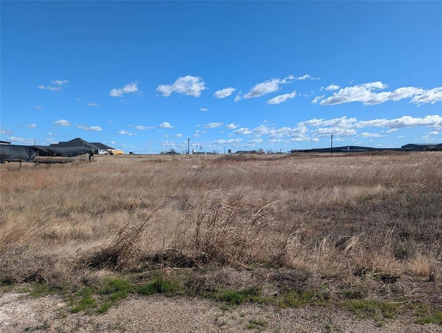 Property photo for 100 Brennon Circle, Mabank, TX