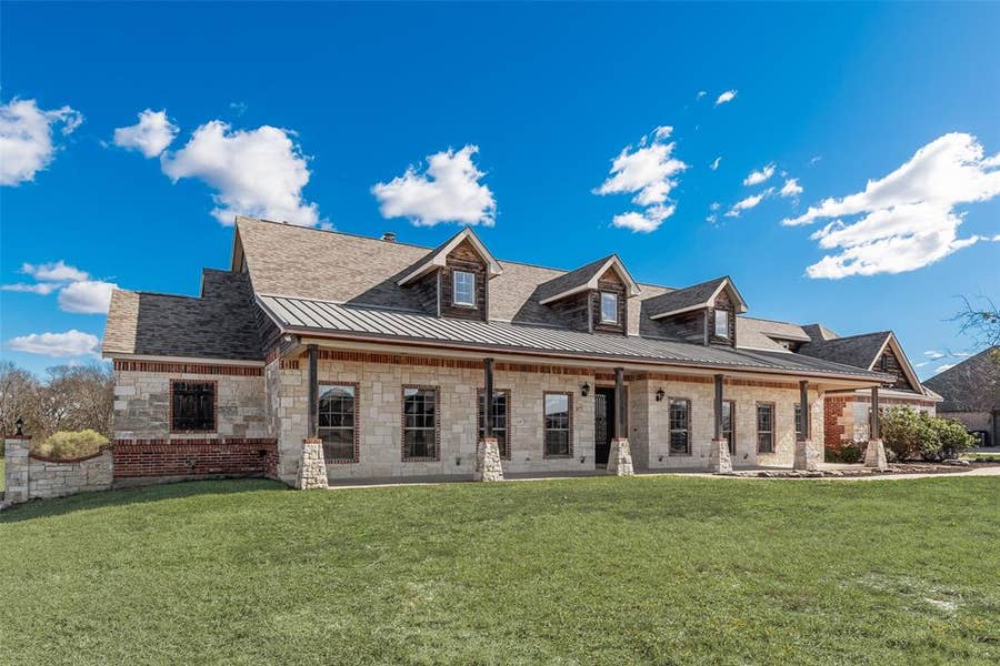 Property photo for 1088 SHADOW LAKES Drive, Wills Point, TX