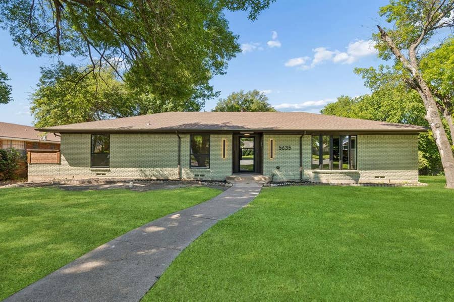 Property photo for 5635 Elm Valley Lane, Dallas, TX
