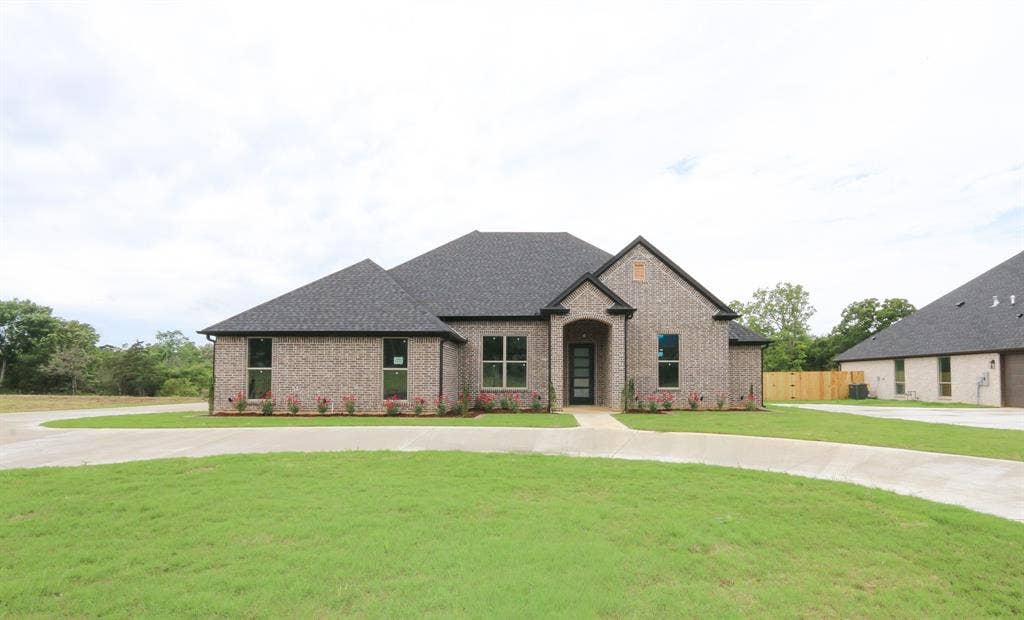 16445 Cooper Way, Tyler, TX 75703 16445 Cooper Way, Tyler, TX 75703