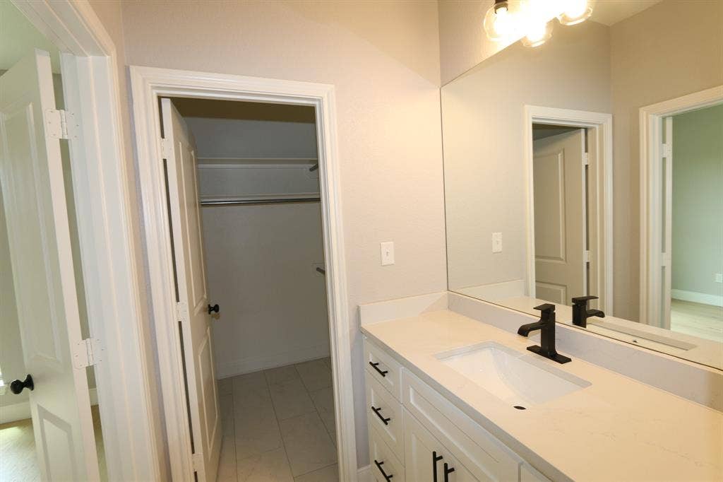 16445 Cooper Way, Tyler, TX 75703 16445 Cooper Way, Tyler, TX 75703