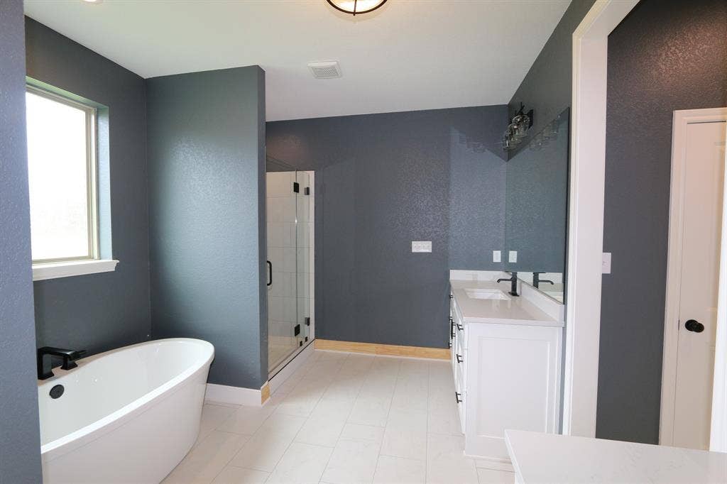 16445 Cooper Way, Tyler, TX 75703 16445 Cooper Way, Tyler, TX 75703