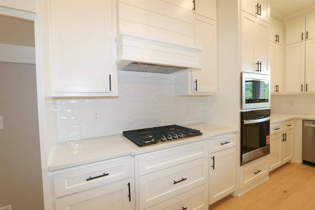 16445 Cooper Way, Tyler, TX 75703 16445 Cooper Way, Tyler, TX 75703