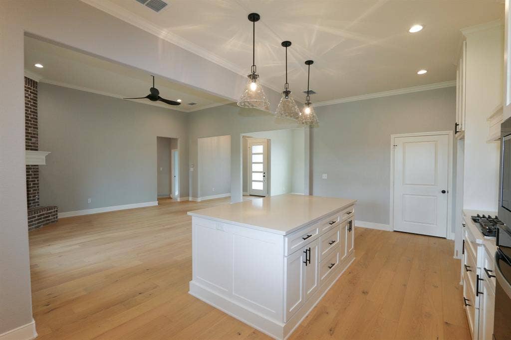 16445 Cooper Way, Tyler, TX 75703 16445 Cooper Way, Tyler, TX 75703