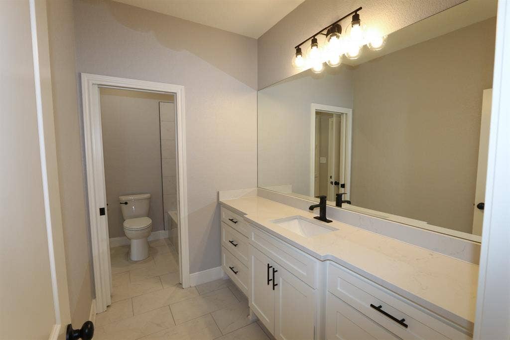 16445 Cooper Way, Tyler, TX 75703 16445 Cooper Way, Tyler, TX 75703