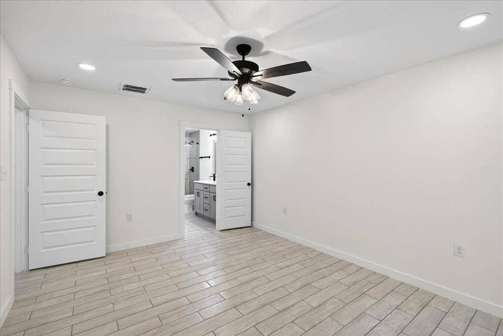 335 Flying Bridge, Gun Barrel City, TX 75156 335 Flying Bridge, Gun Barrel City, TX 75156