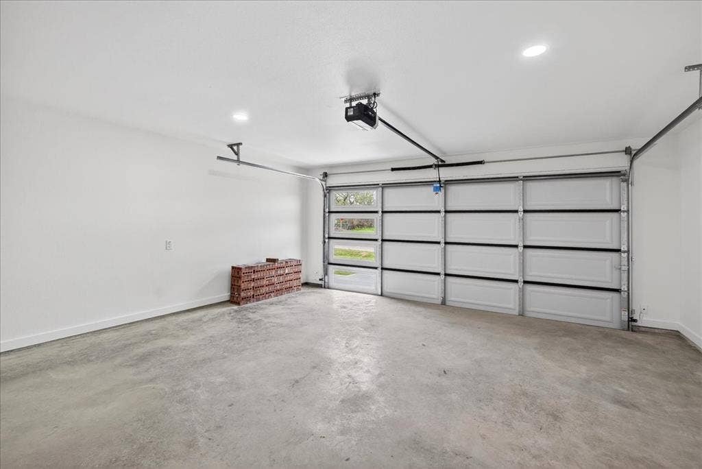 335 Flying Bridge, Gun Barrel City, TX 75156 335 Flying Bridge, Gun Barrel City, TX 75156