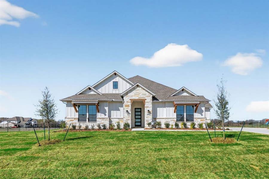 Property photo for 5512 Coorie Drive, Celina, TX
