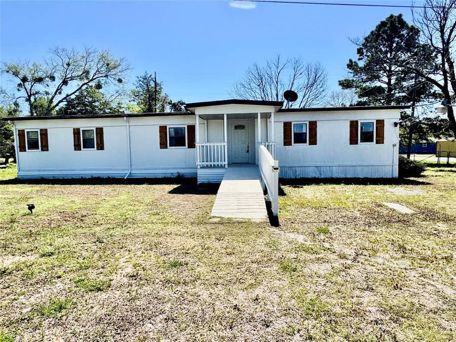 Property photo for 8920 E US Highway 80, Terrell, TX