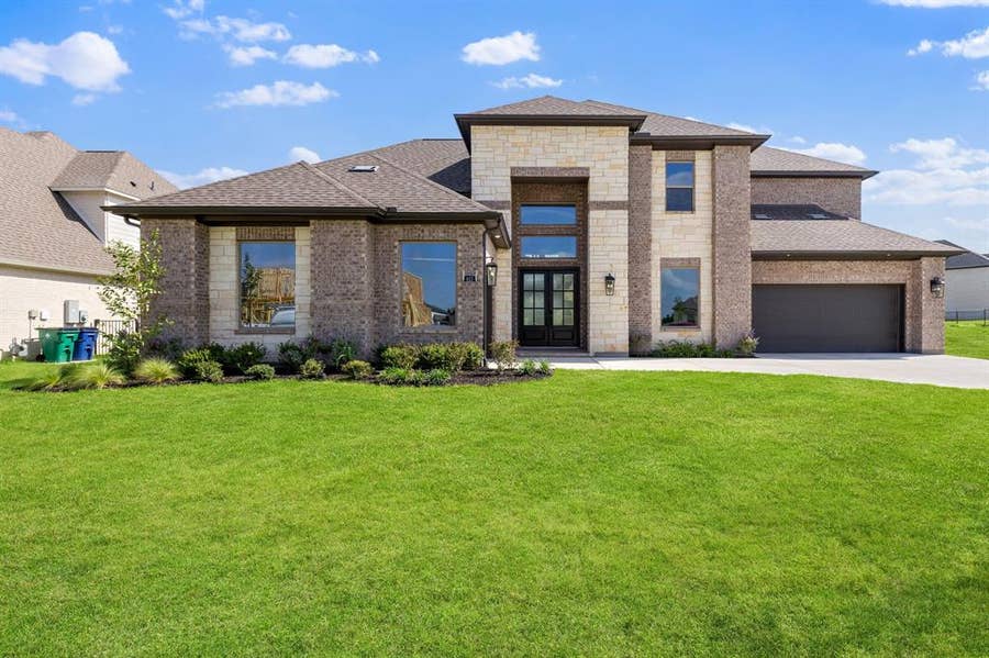 Property photo for 615 Long Irons Court, Heath, TX