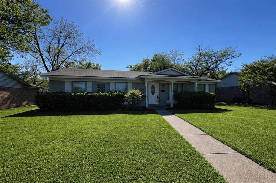 Property photo for 805 Brookshire Circle, Garland, TX