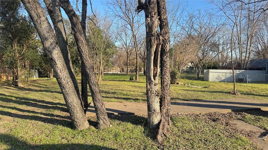 Property photo for 212 N Hastings Street, Duncanville, TX