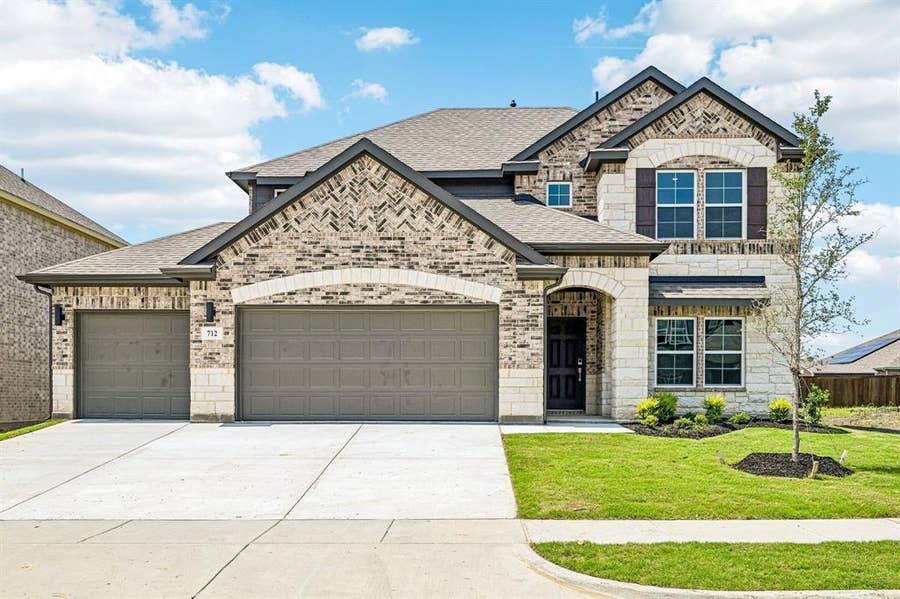 Property photo for 712 Vineyard Way, Forney, TX