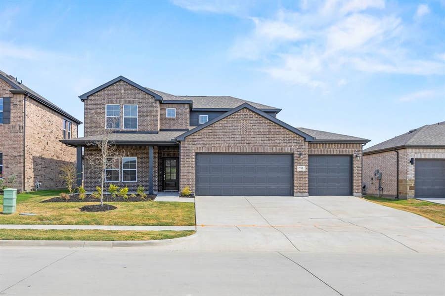 Property photo for 713 Vineyard Way, Forney, TX