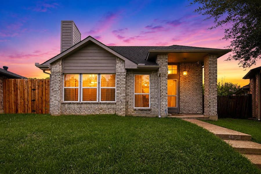 Property photo for 1609 Savannah Street, Mesquite, TX