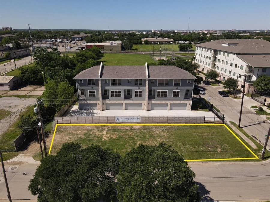 Property photo for 1109 JB Jackson Jr Boulevard, Dallas, TX