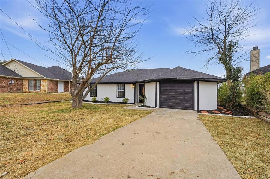 Property photo for 763 Lakeside Drive, Rockwall, TX
