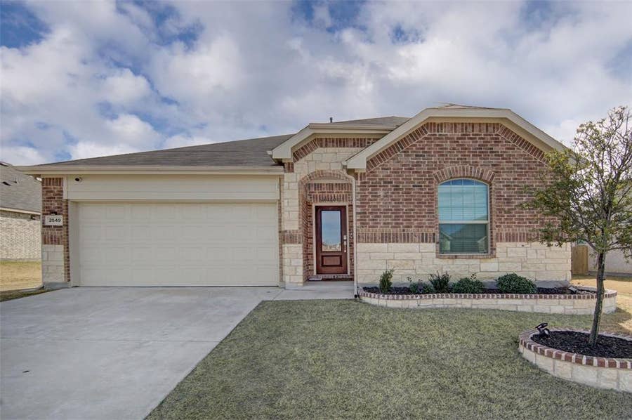 Property photo for 2549 Goodrich Road, Fort Worth, TX