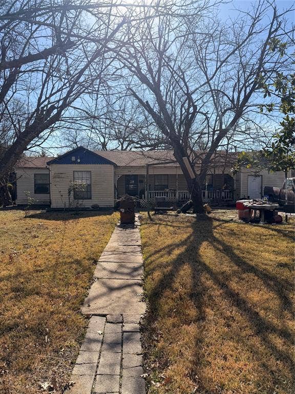 Property photo for 114 E Park Place Drive, Lancaster, TX