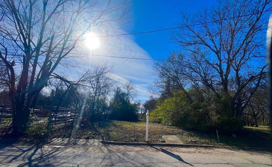 Property photo for 1529 Fleetwood Street, Dallas, TX