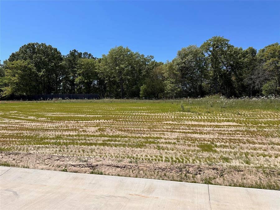 Property photo for 16935 Sawyer, Lindale, TX