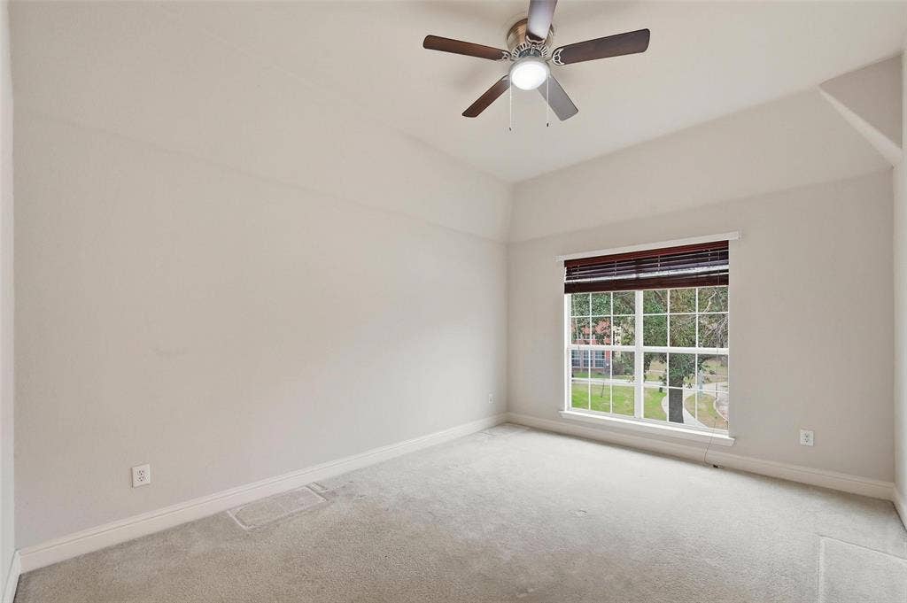 222 River Birch Trail, Garland, TX 75040 222 River Birch Trail, Garland, TX 75040