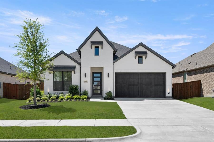 Property photo for 1417 Roundwash Way, Midlothian, TX