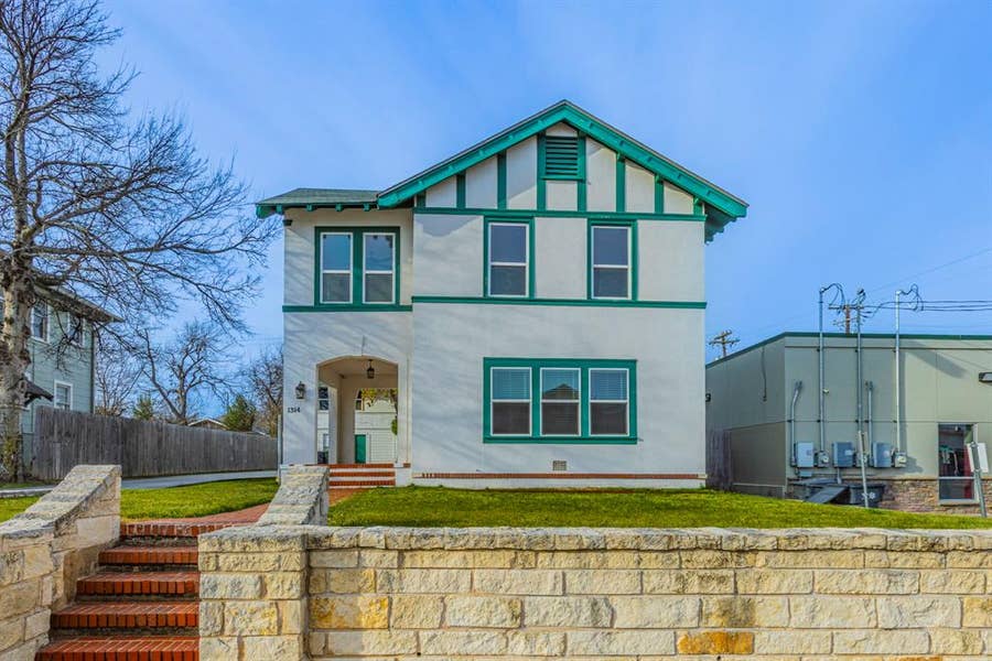 Property photo for 1314 N 15th Street, Waco, TX