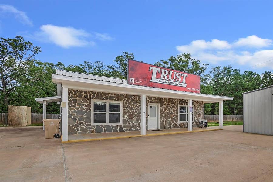 Property photo for 20921 US Highway 69 S, Tyler, TX