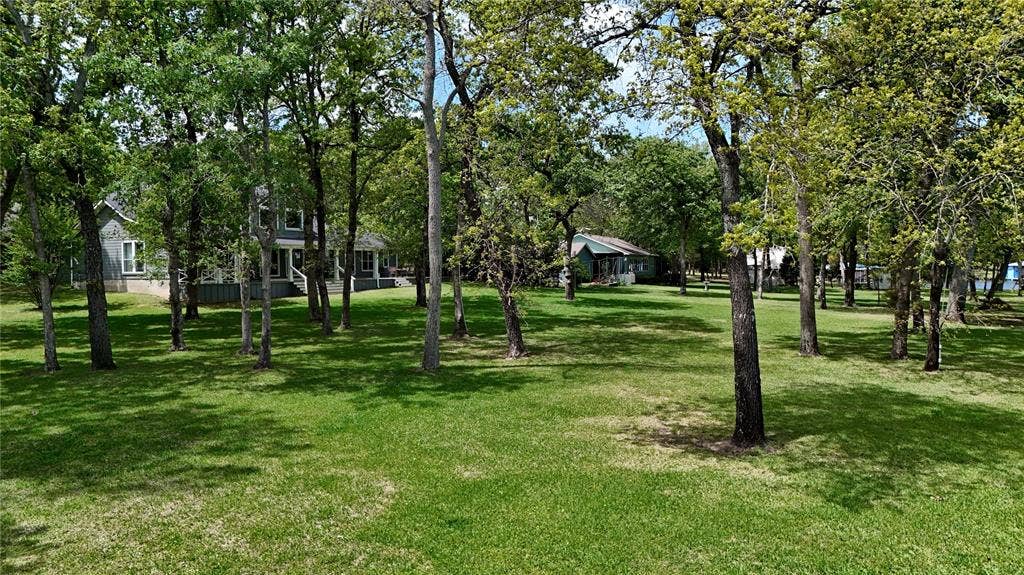 7811 Double Oaks Road, Athens, TX 75752 7811 Double Oaks Road, Athens, TX 75752